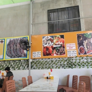 khong-gian-quan-banh-khot-ngon-rong-rai-tai-vung-tau